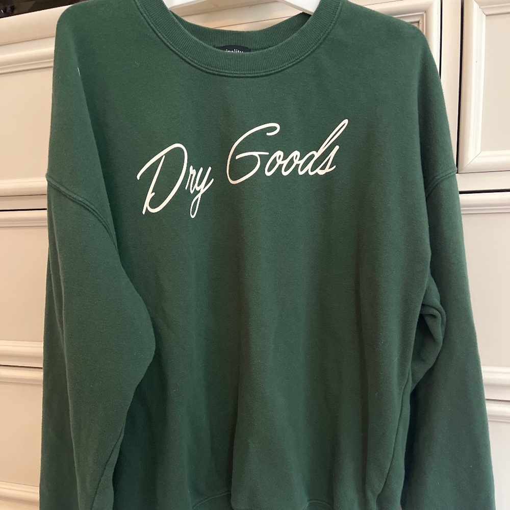 Green dry goods sweatshurt